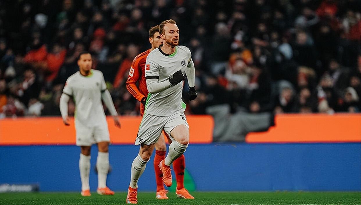 关于沃尔夫斯堡遭遇惨败,德甲保级压力不小的信息 关于沃尔夫斯堡遭遇惨败,德甲保级压力不小的信息