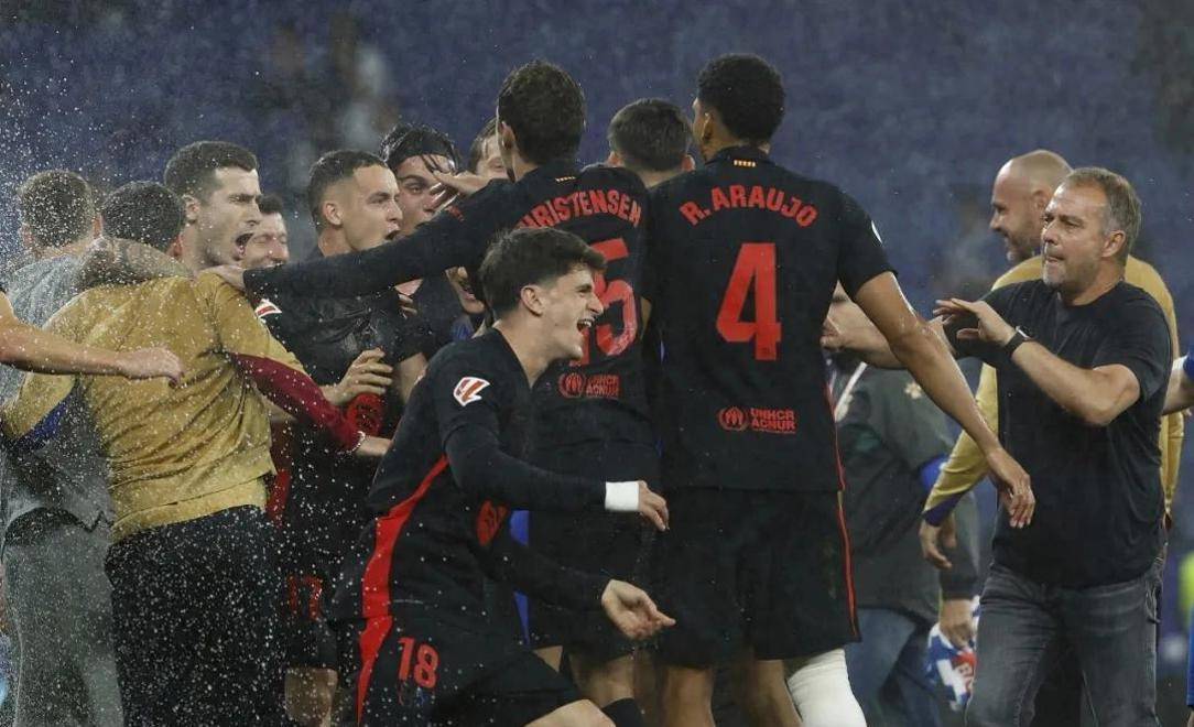 阿尔梅里亚门将神勇扑救，帮助球队守住胜利