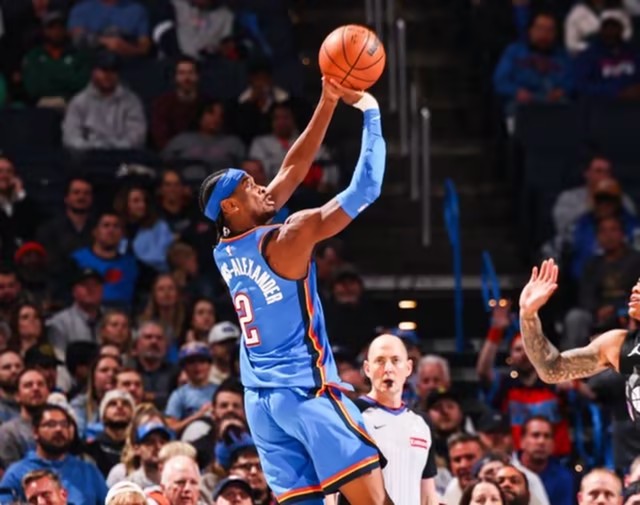 爵士绝杀魔术，战绩稳定领跑西部的简单介绍