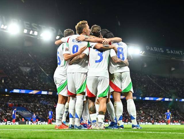 爱游戏在线-包含法国队击败挪威晋级欧洲足球锦标赛决赛的词条