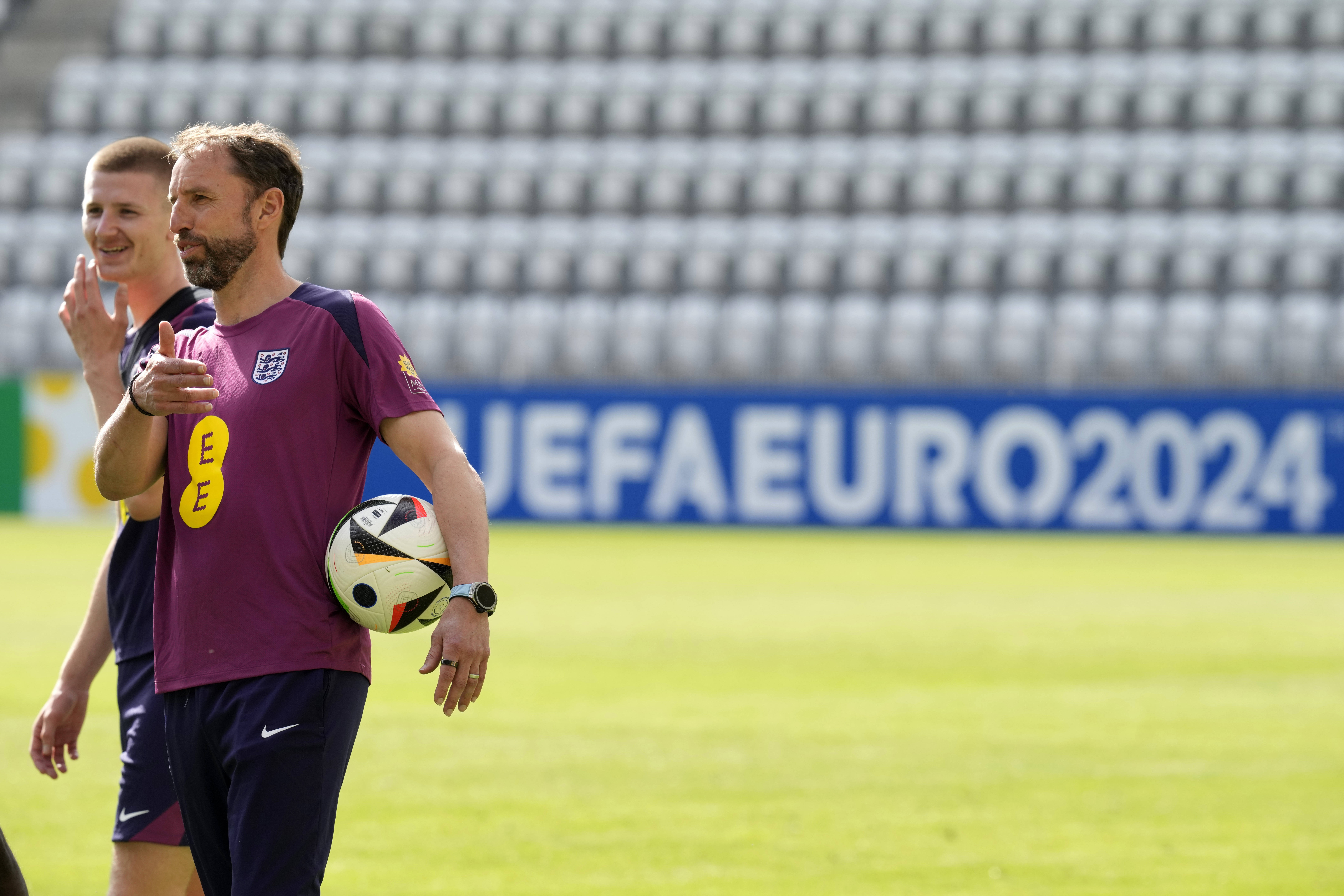 爱游戏在线-关于英格兰队欧预赛赢球无数，球迷欢呼连连的信息