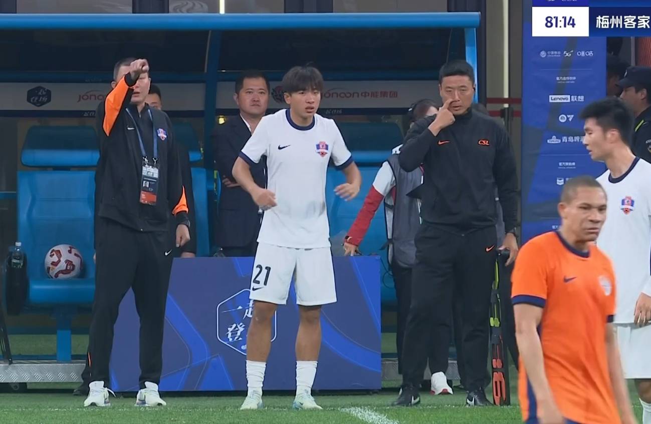 法甲球队正式签下中国中超射手