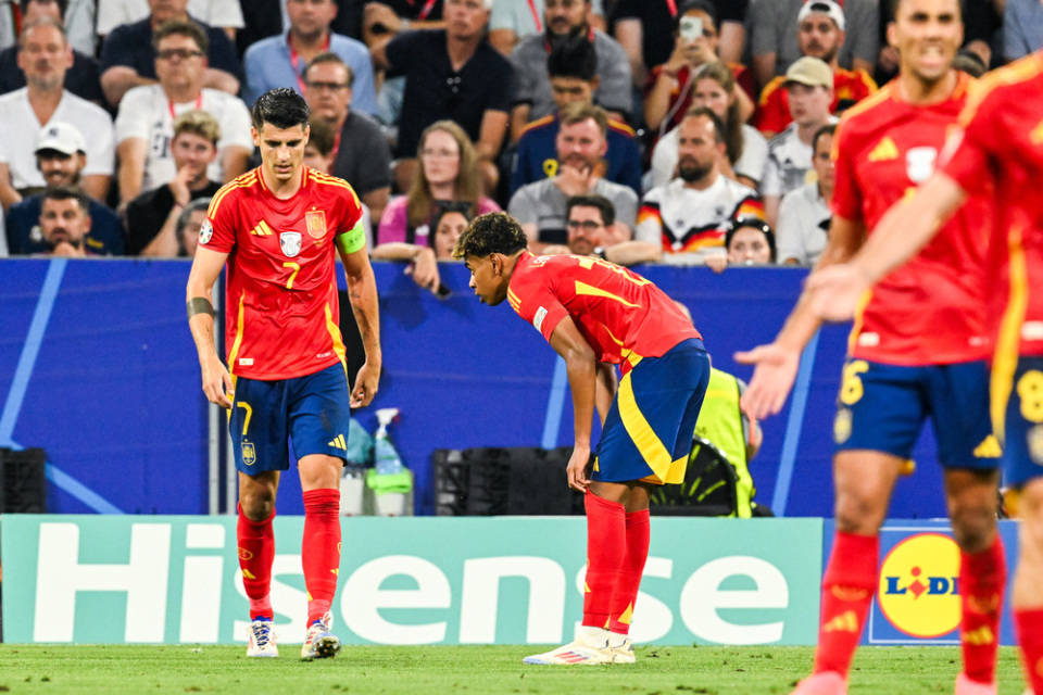 爱游戏官网-莱切球员备战欧洲冠军联赛，备战艰难的简单介绍