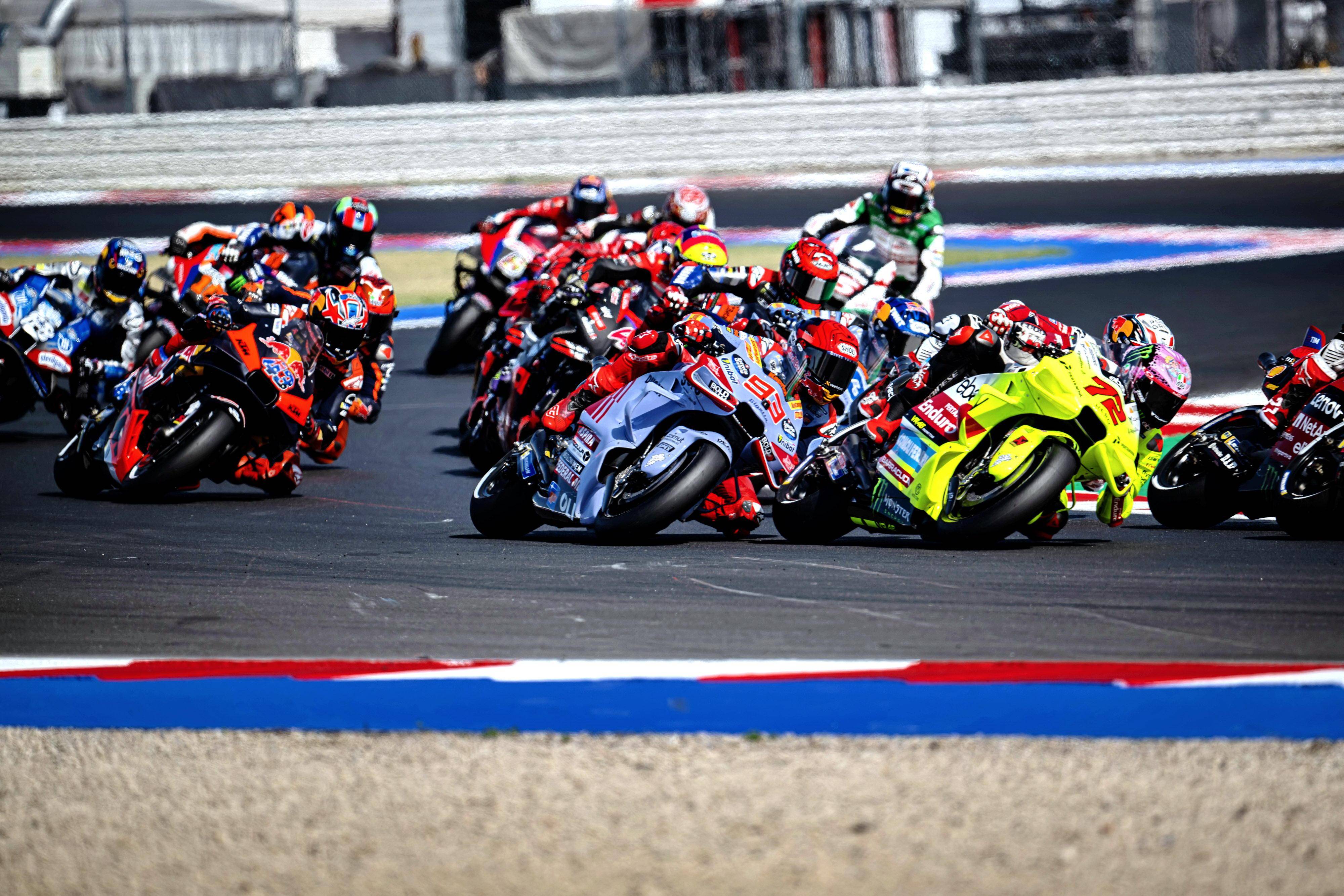 关于圣马力诺队在比赛中卖力冲刺,奋勇争取的信息 关于圣马力诺队在比赛中卖力冲刺,奋勇争取的信息