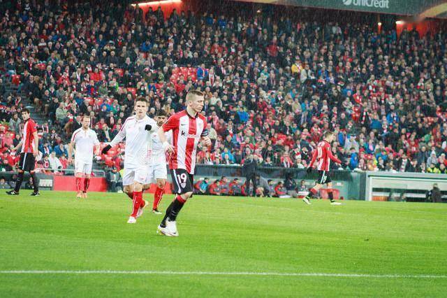 爱游戏官网网页版入口-塞维利亚主场战胜毕尔巴鄂，实现胜利