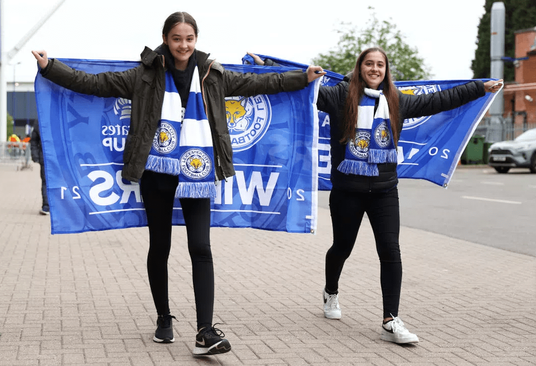 马赛队新援首秀表现出色,获得球迷支持的简单介绍 马赛队新援首秀表现出色,获得球迷支持的简单介绍