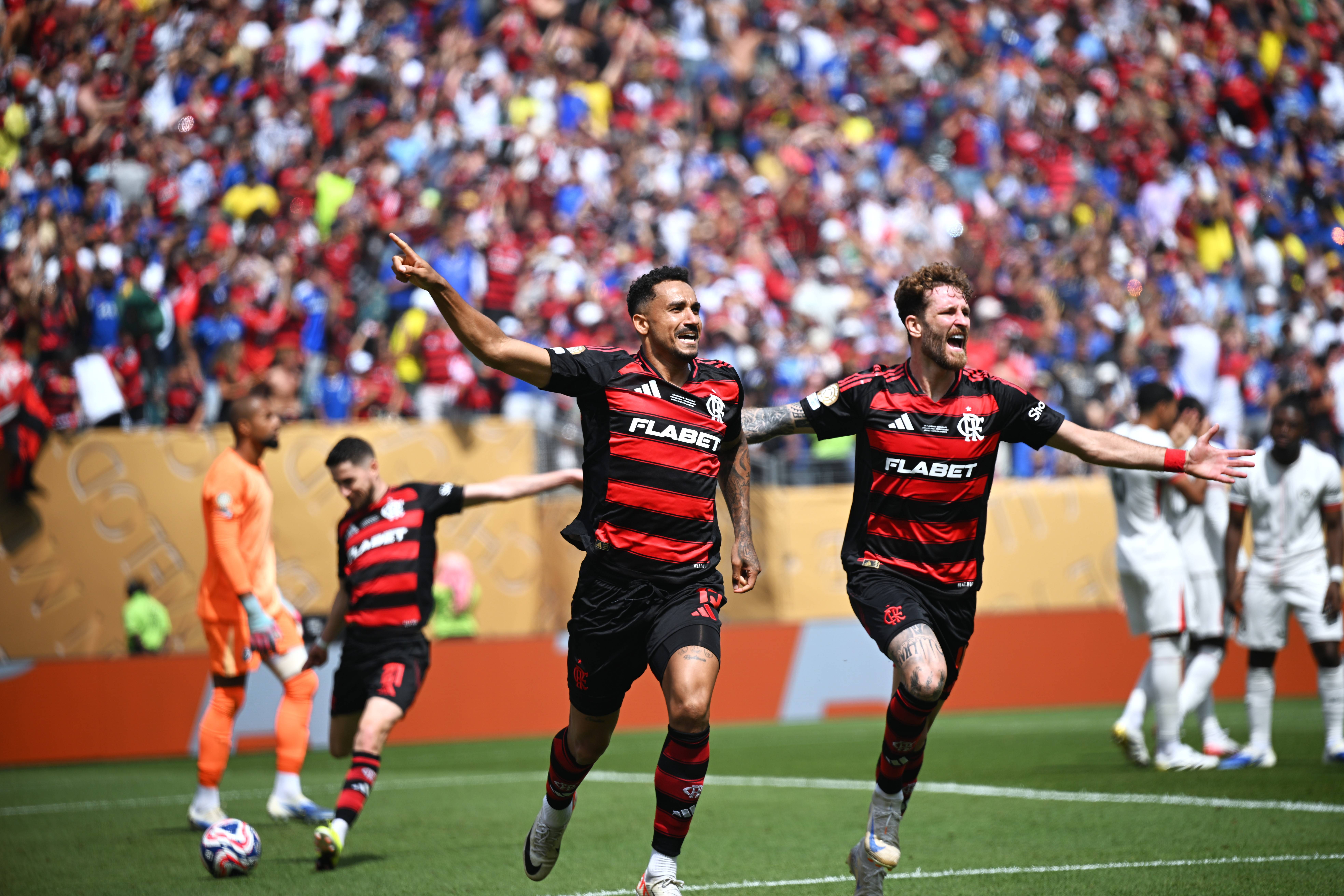 爱游戏官方入口-切尔西逆转战胜对手，实力大幅提升