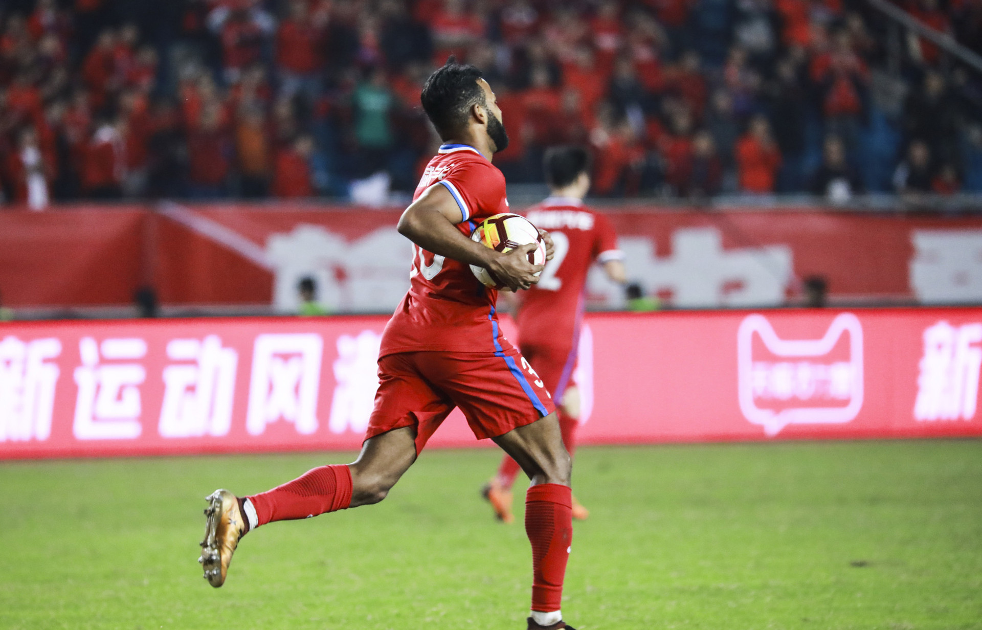 爱游戏网页版入口-河南建业主场战胜天津权健，保级希望增加的简单介绍