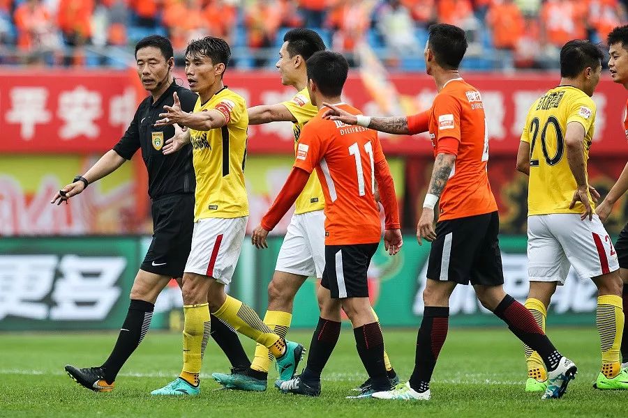 关于北京人和客场迎战大连人,进攻端表现成关键的信息 关于北京人和客场迎战大连人,进攻端表现成关键的信息