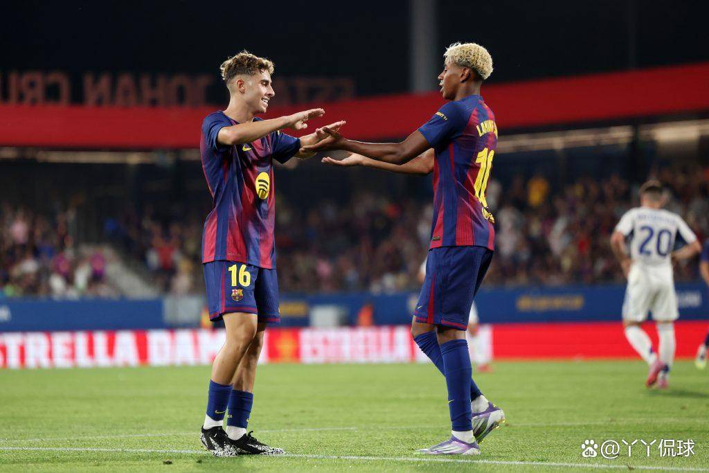 爱游戏在线登录-巴塞罗那队员取得连胜创新纪录