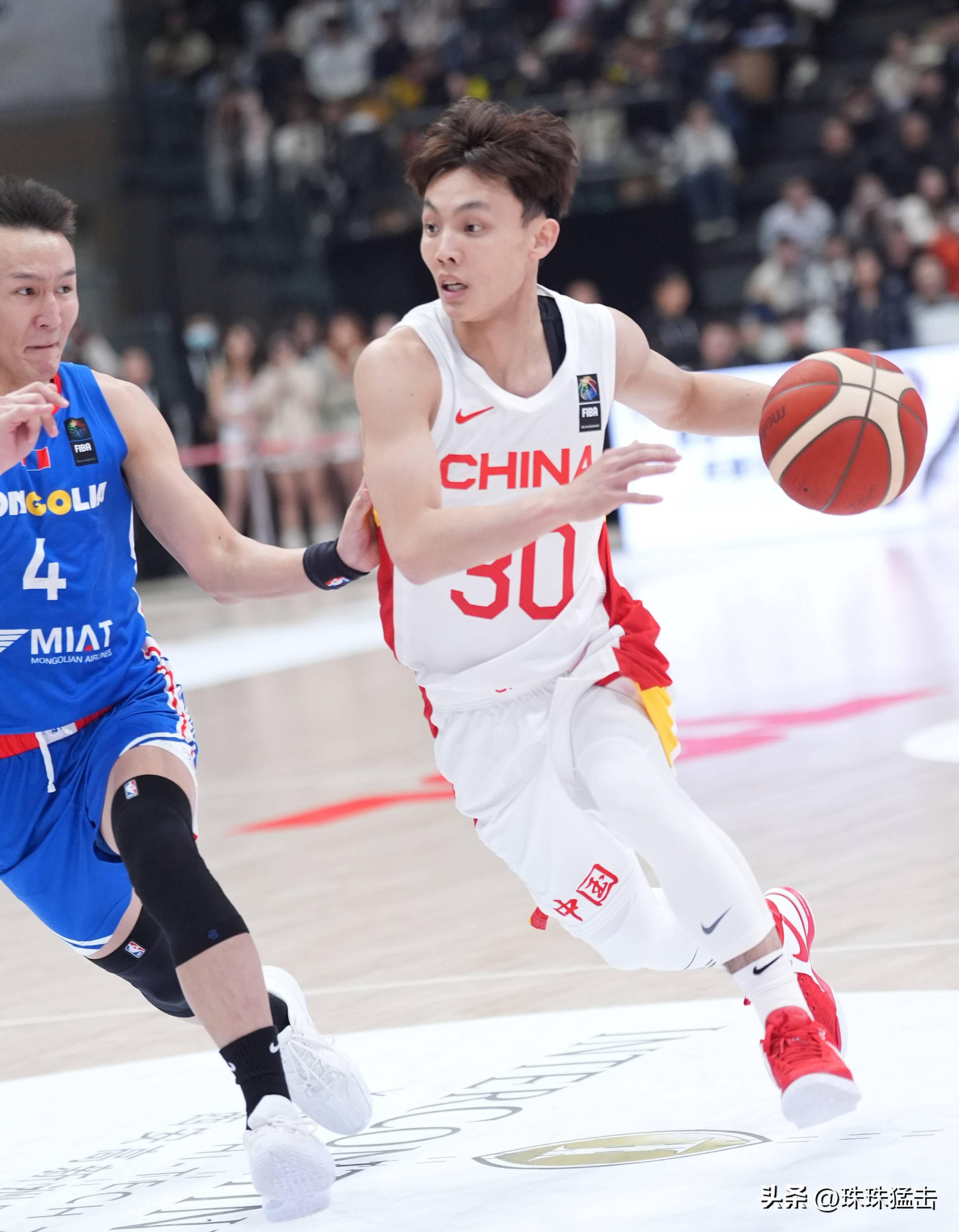 爱游戏官网-亚洲杯篮球赛：中国男篮成功晋级四强，赞助商纷纷竞逐的简单介绍