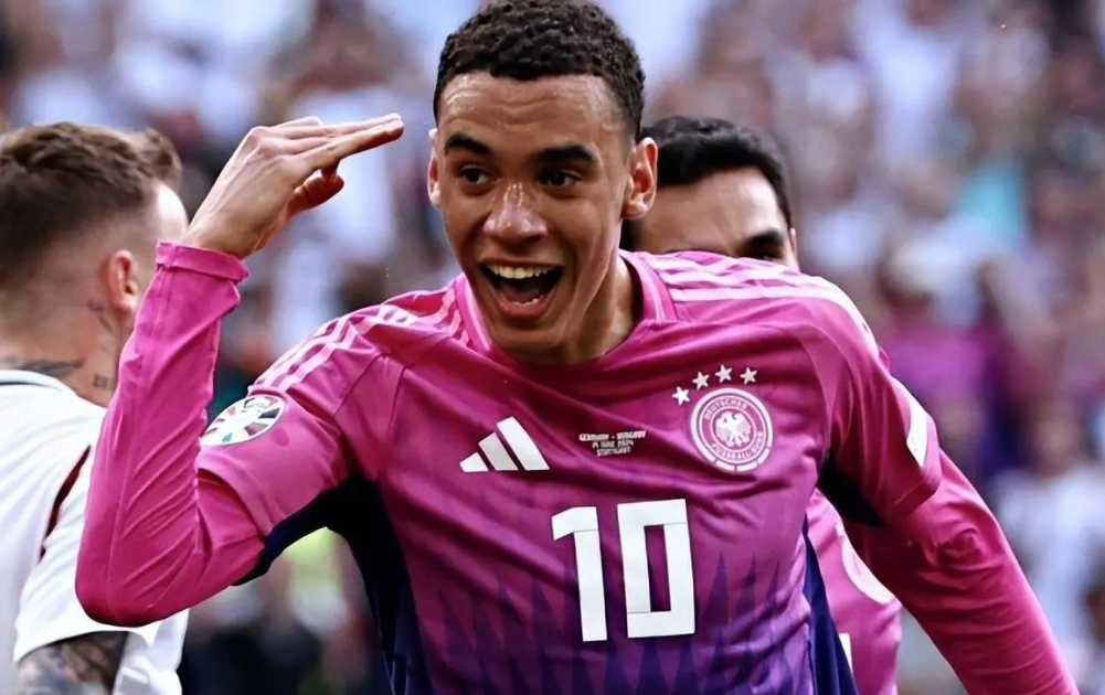 爱游戏体育官网-告捷回归，博尔顿取得关键客场胜利