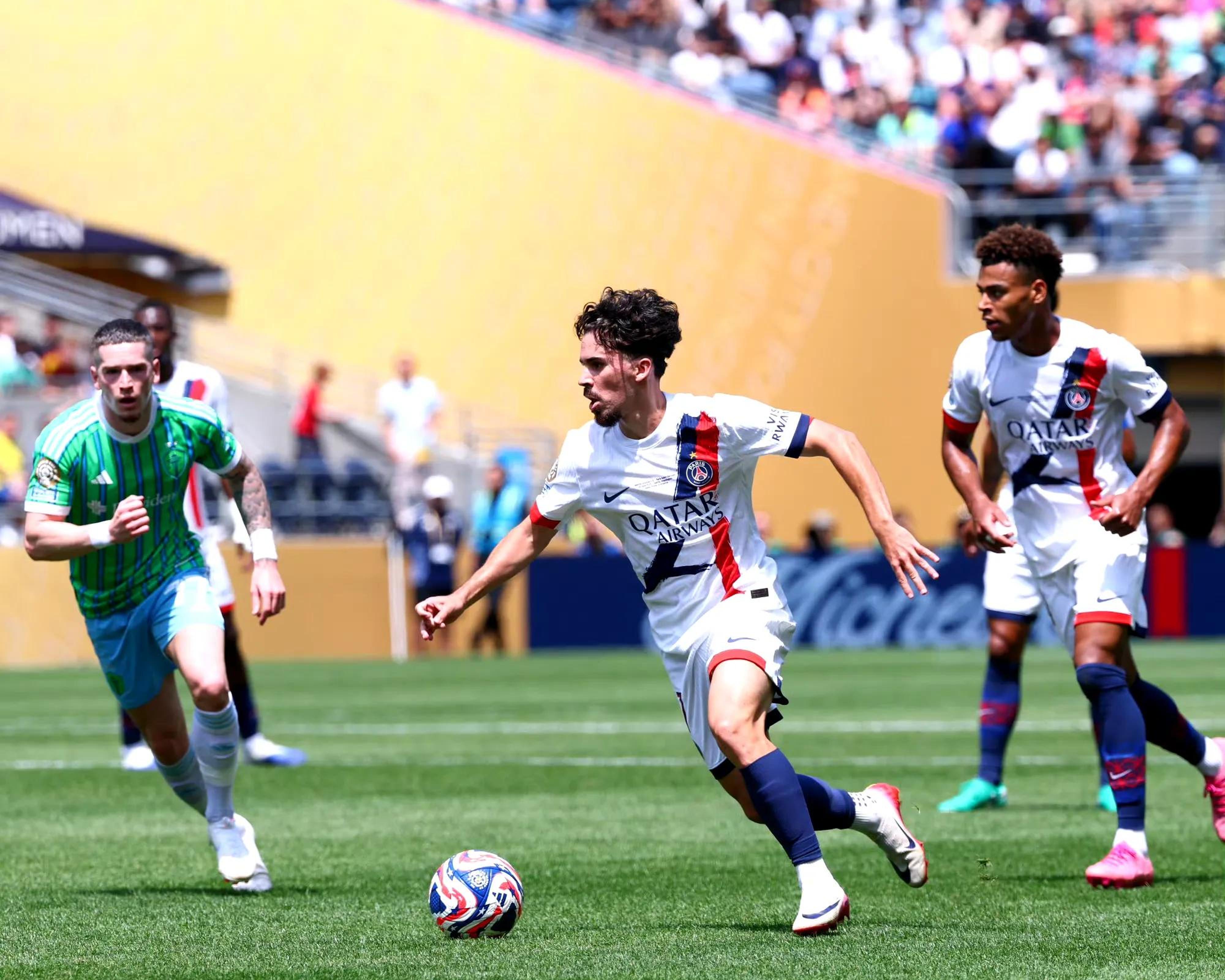 马赛客场胜利,强势回归赛场 马赛客场胜利,强势回归赛场